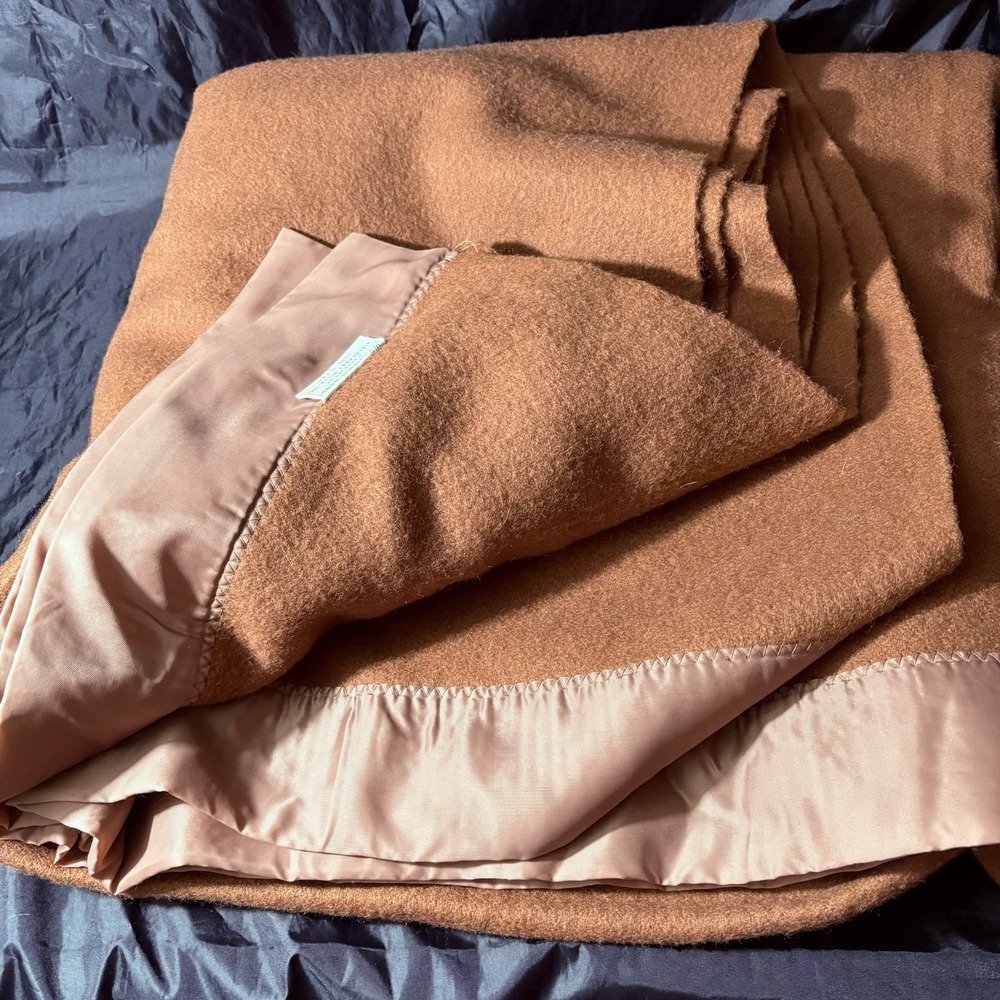 Vintage 100% Wool Satin Edge Extra Large Blanket Chocolate Brown - Picture 2 of 5